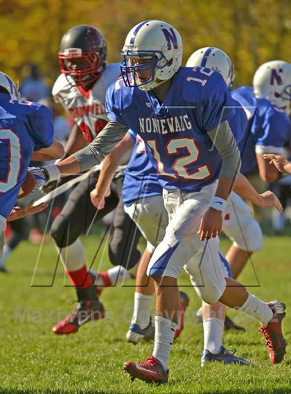 Thumbnail 2 in Cromwell @ Nonnewaug photogallery.