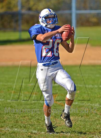 Thumbnail 2 in Cromwell @ Nonnewaug photogallery.