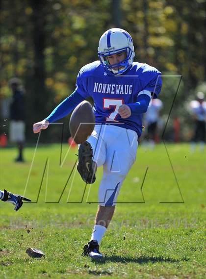 Thumbnail 2 in Cromwell @ Nonnewaug photogallery.