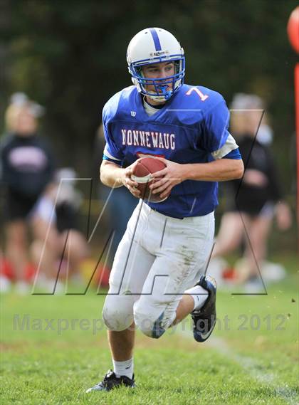 Thumbnail 1 in Cromwell @ Nonnewaug photogallery.
