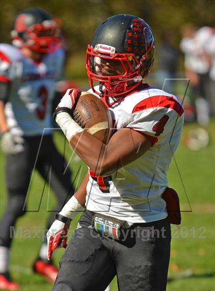 Thumbnail 1 in Cromwell @ Nonnewaug photogallery.