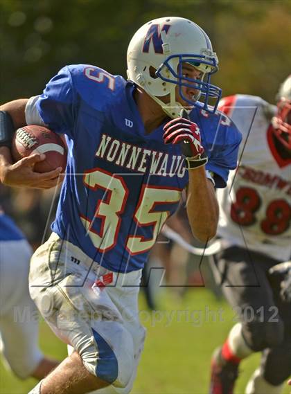 Thumbnail 3 in Cromwell @ Nonnewaug photogallery.