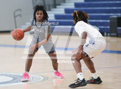 Thumbnail 1 in Forsyth Country Day vs Peninsula Catholic (Lowcountry Roundball Classic) photogallery.