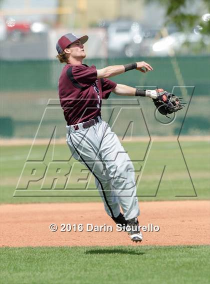 Thumbnail 3 in Shaker Heights vs. Simi Valley (Coach Bob National Invitational) photogallery.