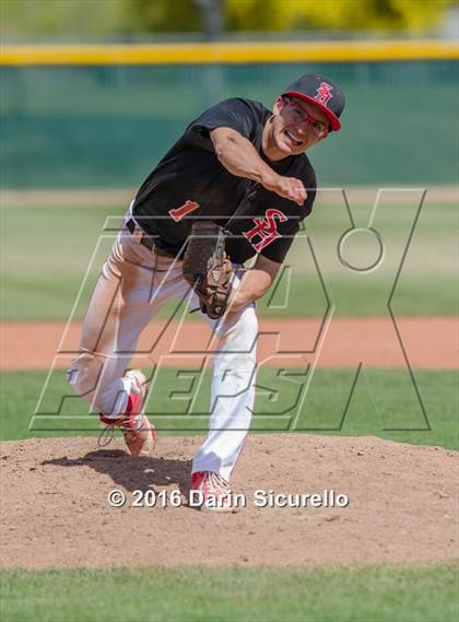 Thumbnail 1 in Shaker Heights vs. Simi Valley (Coach Bob National Invitational) photogallery.