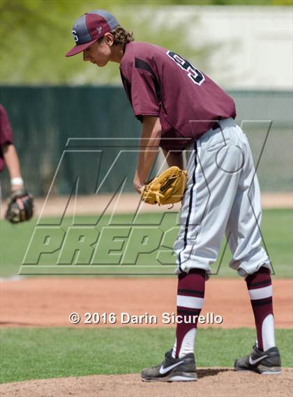Thumbnail 1 in Shaker Heights vs. Simi Valley (Coach Bob National Invitational) photogallery.