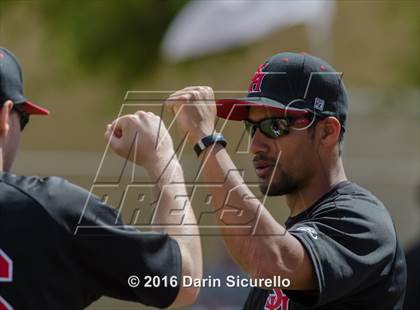 Thumbnail 2 in Shaker Heights vs. Simi Valley (Coach Bob National Invitational) photogallery.