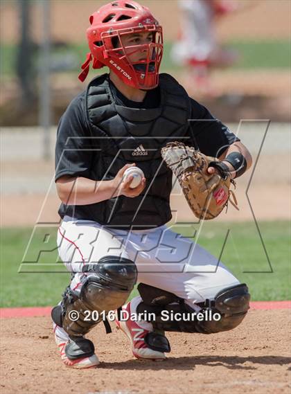 Thumbnail 2 in Shaker Heights vs. Simi Valley (Coach Bob National Invitational) photogallery.