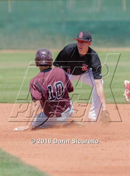 Thumbnail 3 in Shaker Heights vs. Simi Valley (Coach Bob National Invitational) photogallery.