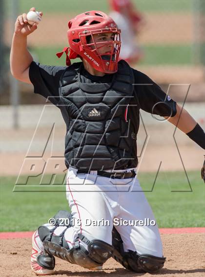 Thumbnail 3 in Shaker Heights vs. Simi Valley (Coach Bob National Invitational) photogallery.