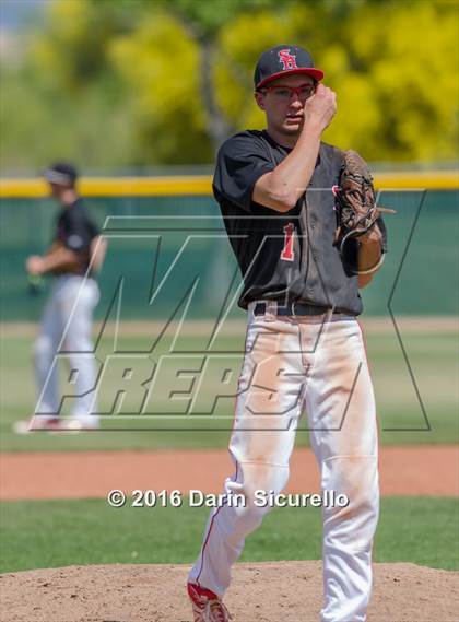 Thumbnail 1 in Shaker Heights vs. Simi Valley (Coach Bob National Invitational) photogallery.