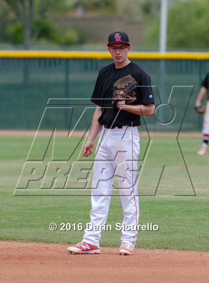 Thumbnail 3 in Shaker Heights vs. Simi Valley (Coach Bob National Invitational) photogallery.