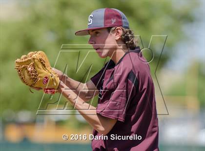 Thumbnail 2 in Shaker Heights vs. Simi Valley (Coach Bob National Invitational) photogallery.