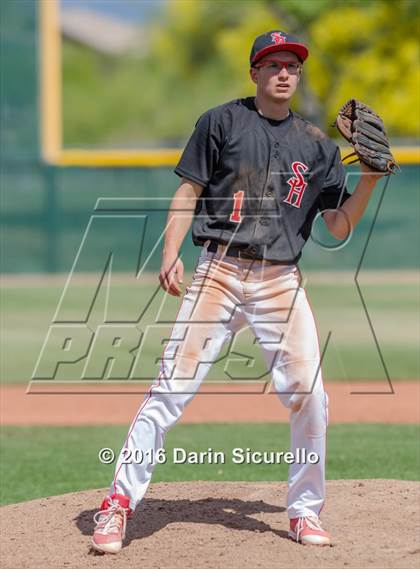 Thumbnail 3 in Shaker Heights vs. Simi Valley (Coach Bob National Invitational) photogallery.