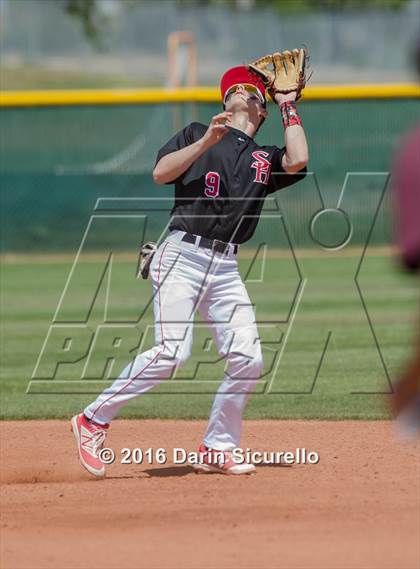 Thumbnail 2 in Shaker Heights vs. Simi Valley (Coach Bob National Invitational) photogallery.