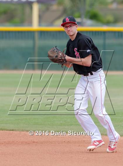 Thumbnail 2 in Shaker Heights vs. Simi Valley (Coach Bob National Invitational) photogallery.