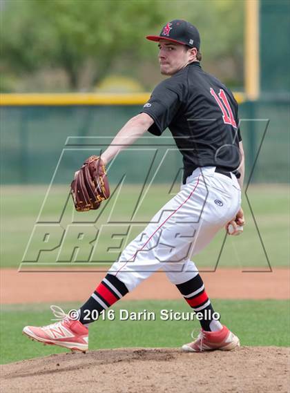 Thumbnail 2 in Shaker Heights vs. Simi Valley (Coach Bob National Invitational) photogallery.