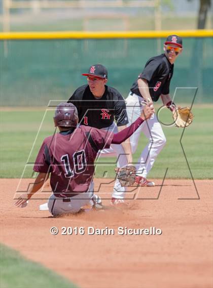 Thumbnail 2 in Shaker Heights vs. Simi Valley (Coach Bob National Invitational) photogallery.