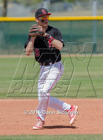 Thumbnail 2 in Shaker Heights vs. Simi Valley (Coach Bob National Invitational) photogallery.