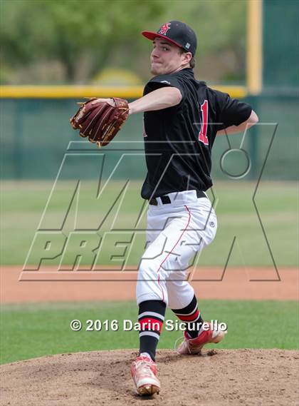 Thumbnail 2 in Shaker Heights vs. Simi Valley (Coach Bob National Invitational) photogallery.