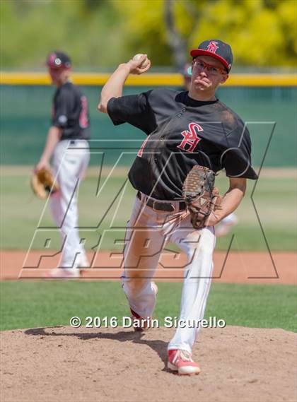 Thumbnail 3 in Shaker Heights vs. Simi Valley (Coach Bob National Invitational) photogallery.