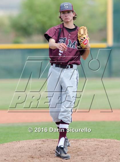 Thumbnail 2 in Shaker Heights vs. Simi Valley (Coach Bob National Invitational) photogallery.