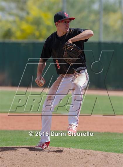 Thumbnail 1 in Shaker Heights vs. Simi Valley (Coach Bob National Invitational) photogallery.