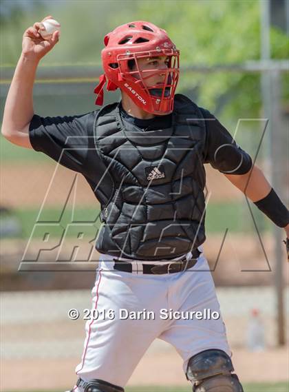 Thumbnail 2 in Shaker Heights vs. Simi Valley (Coach Bob National Invitational) photogallery.