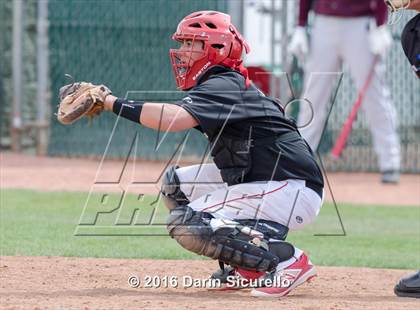 Thumbnail 2 in Shaker Heights vs. Simi Valley (Coach Bob National Invitational) photogallery.