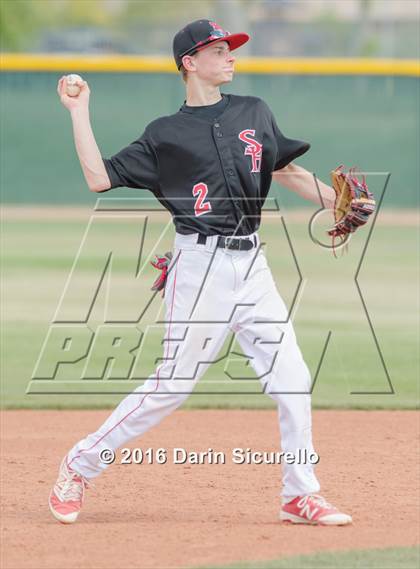 Thumbnail 2 in Shaker Heights vs. Simi Valley (Coach Bob National Invitational) photogallery.