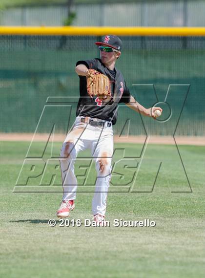 Thumbnail 2 in Shaker Heights vs. Simi Valley (Coach Bob National Invitational) photogallery.
