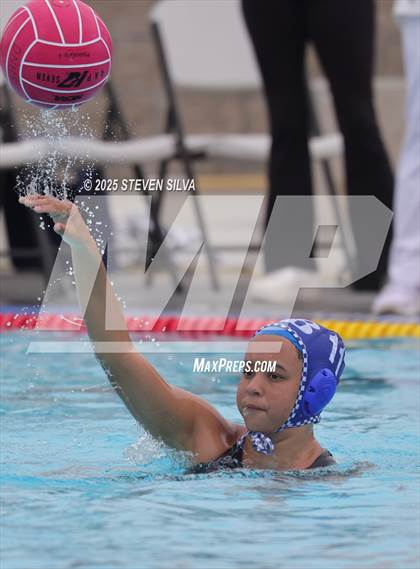 Thumbnail 2 in Rancho Bernardo vs. Westview (Black Mountain Winter Classic) photogallery.