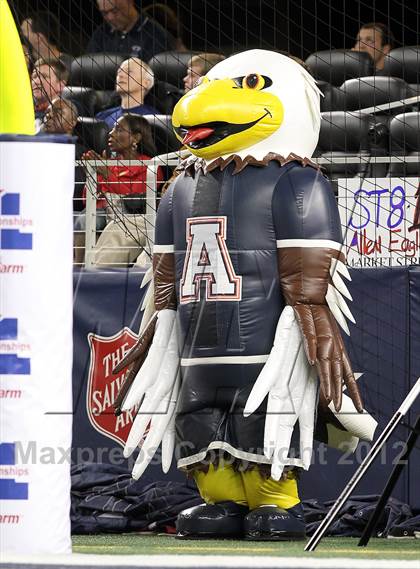 Thumbnail 2 in Lamar vs. Allen (UIL 5A Division 1 Final) photogallery.