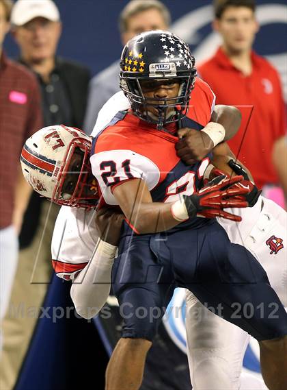 Thumbnail 2 in Lamar vs. Allen (UIL 5A Division 1 Final) photogallery.