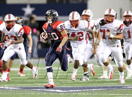 Thumbnail 2 in Lamar vs. Allen (UIL 5A Division 1 Final) photogallery.