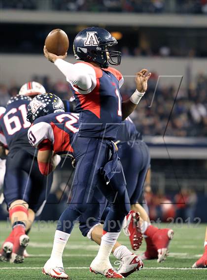 Thumbnail 2 in Lamar vs. Allen (UIL 5A Division 1 Final) photogallery.