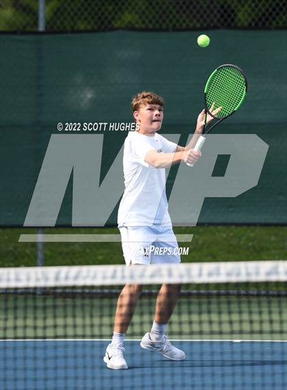 Thumbnail 1 in TSSAA District 8 AA Individual Tournament Round 2 photogallery.