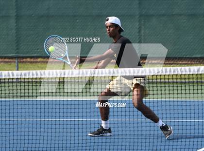 Thumbnail 1 in TSSAA District 8 AA Individual Tournament Round 2 photogallery.