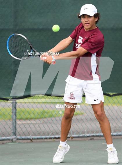 Thumbnail 1 in TSSAA District 8 AA Individual Tournament Round 2 photogallery.