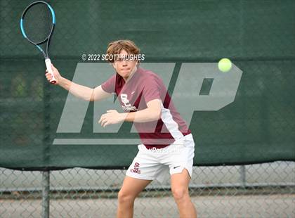 Thumbnail 2 in TSSAA District 8 AA Individual Tournament Round 2 photogallery.