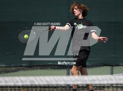 Thumbnail 1 in TSSAA District 8 AA Individual Tournament Round 2 photogallery.