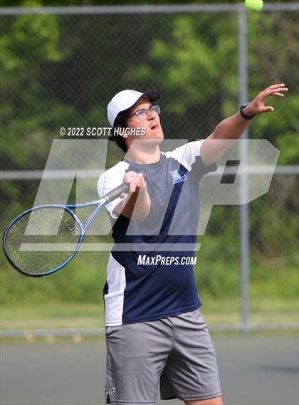 Thumbnail 2 in TSSAA District 8 AA Individual Tournament Round 2 photogallery.