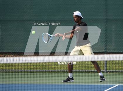Thumbnail 1 in TSSAA District 8 AA Individual Tournament Round 2 photogallery.