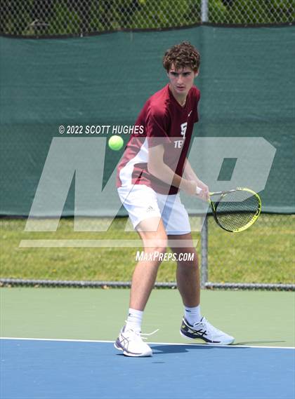 Thumbnail 2 in TSSAA District 8 AA Individual Tournament Round 2 photogallery.