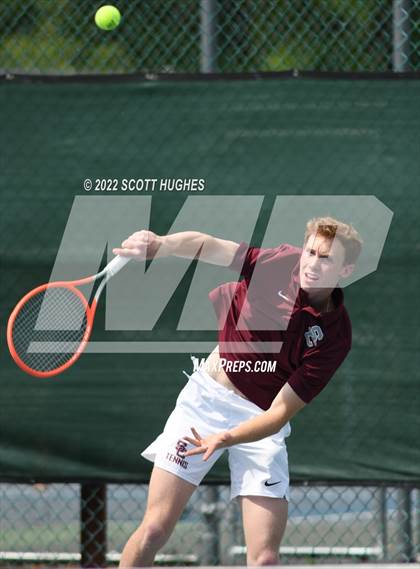 Thumbnail 1 in TSSAA District 8 AA Individual Tournament Round 2 photogallery.
