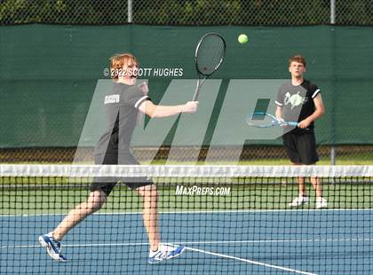 Thumbnail 3 in TSSAA District 8 AA Individual Tournament Round 2 photogallery.