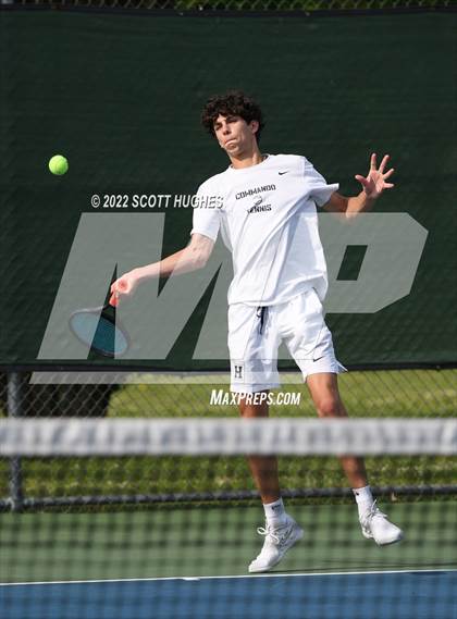 Thumbnail 2 in TSSAA District 8 AA Individual Tournament Round 2 photogallery.