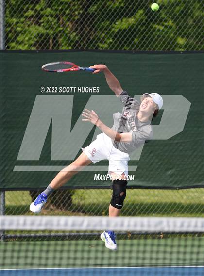 Thumbnail 1 in TSSAA District 8 AA Individual Tournament Round 2 photogallery.