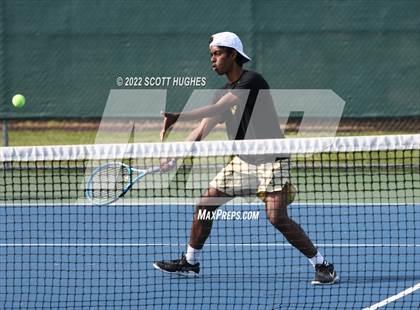 Thumbnail 2 in TSSAA District 8 AA Individual Tournament Round 2 photogallery.