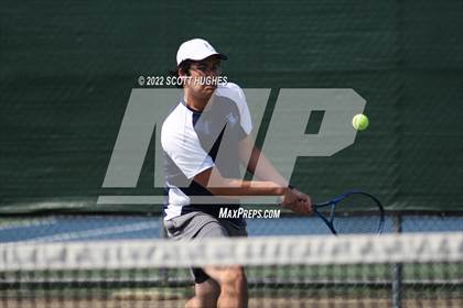 Thumbnail 1 in TSSAA District 8 AA Individual Tournament Round 2 photogallery.